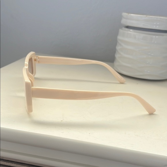 Cream Rectangular Sunglasses